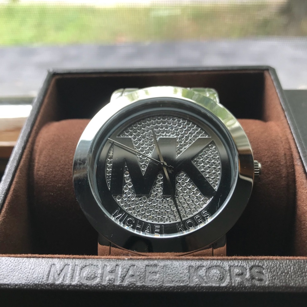 Michael Kors Runway MK MK5544 watch